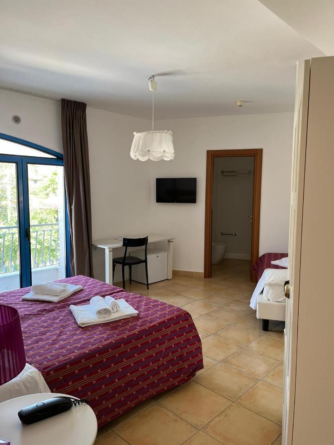 Le Saline Resort Saline Joniche Εξωτερικό φωτογραφία